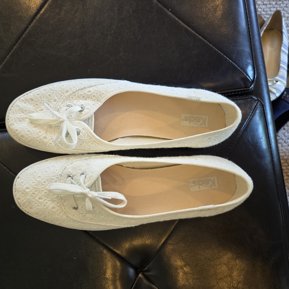 Keds White Lace Canvas Sneakers - Picture 3 of 4